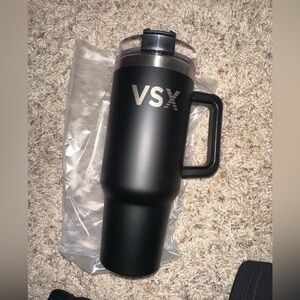 VSX water tumblr metal water bottle 🧋 Victoria’s Secret